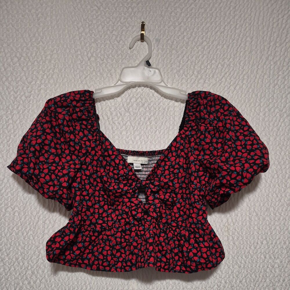 Band of the Free LA Strawberry print cropped top women's shirt Size Large